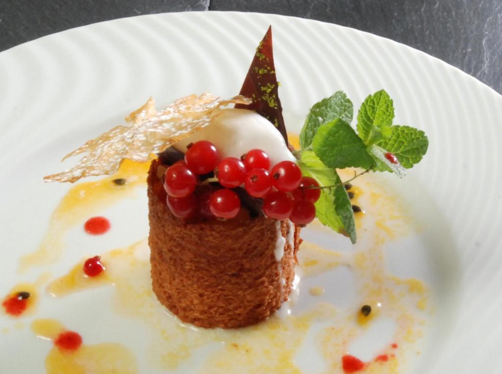 Pleumartin Logis Hotel Saint-Roch מראה חיצוני תמונה