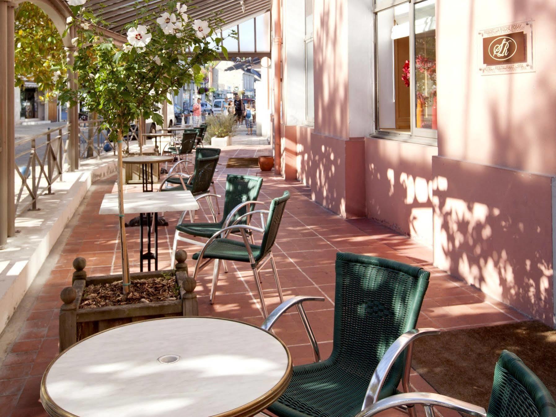 Pleumartin Logis Hotel Saint-Roch מראה חיצוני תמונה